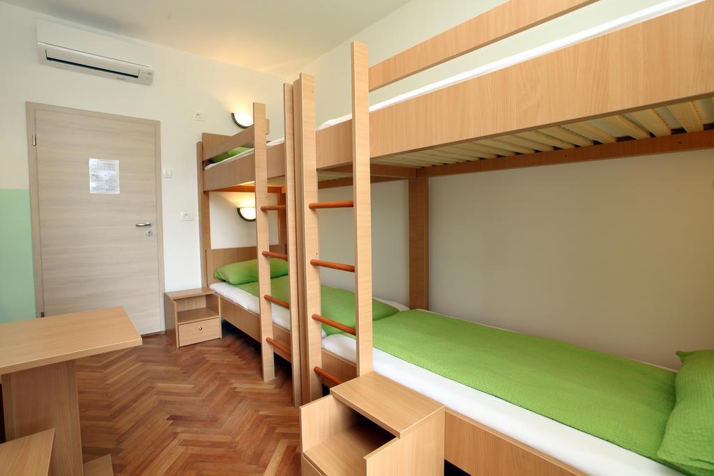 Hostel Soline Порторож Экстерьер фото